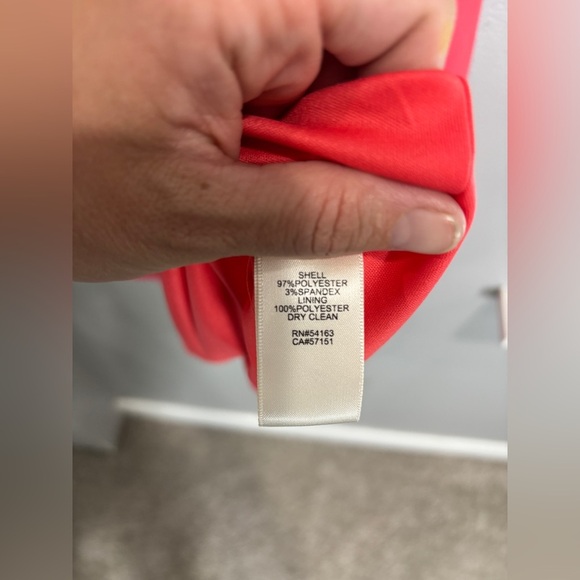 ELIZA J Pink Coral Dress CutOut Neckline Shift Sheath Gold Exposed Zipper 6 - Picture 5 of 10